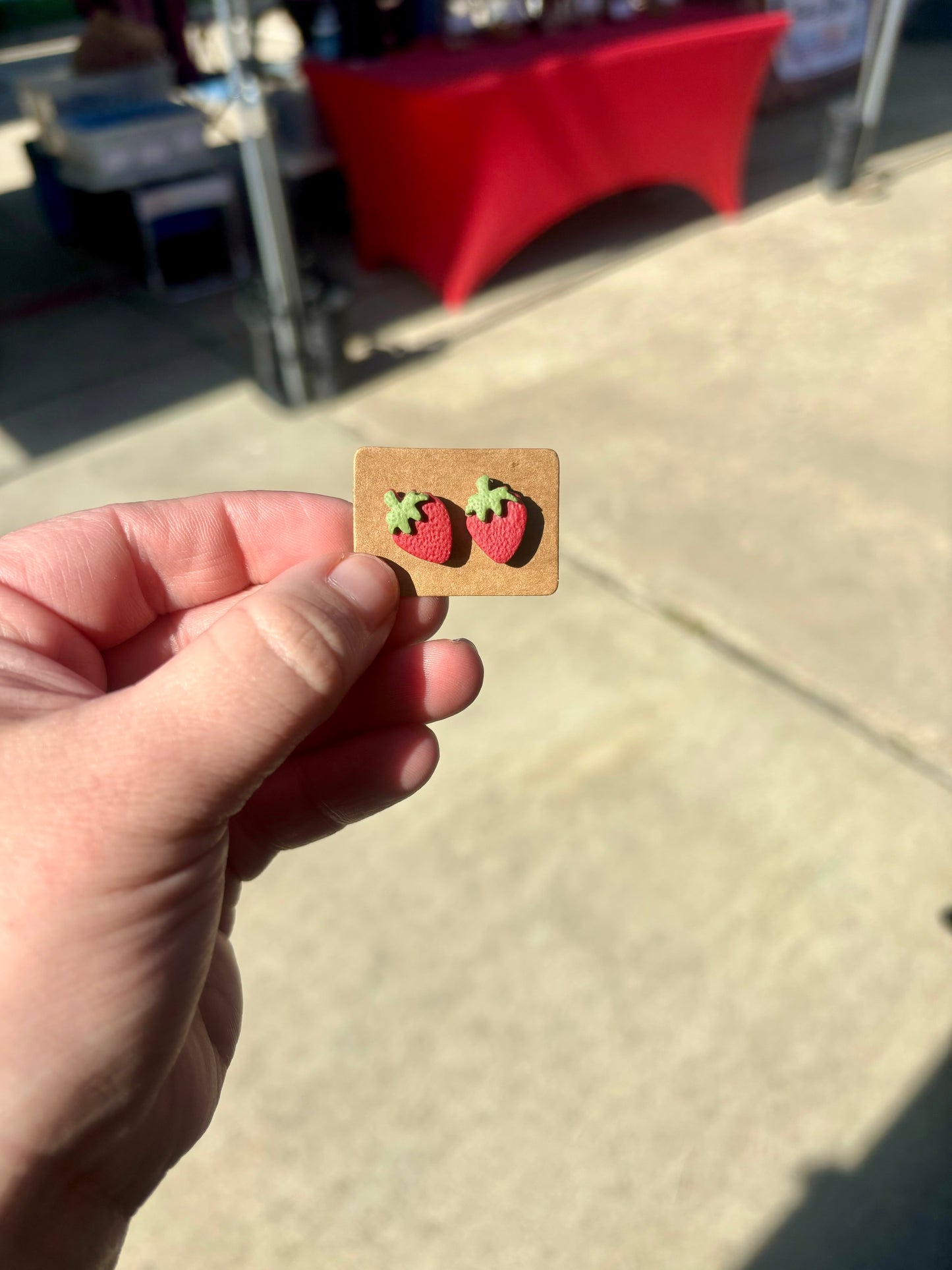 STRAWBERRY STUD